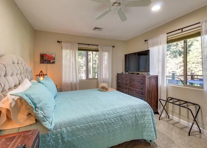 Dog-friendly On Pinetop Lakes Course! Holiday home