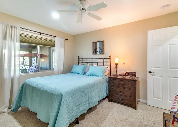 Dog-friendly On Pinetop Lakes Course! Holiday home Indian Pine