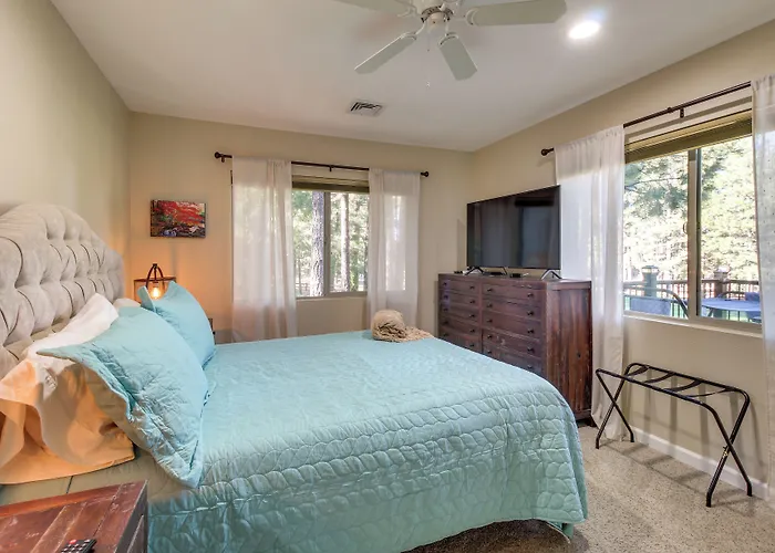 Dog-friendly On Pinetop Lakes Course! Holiday home *